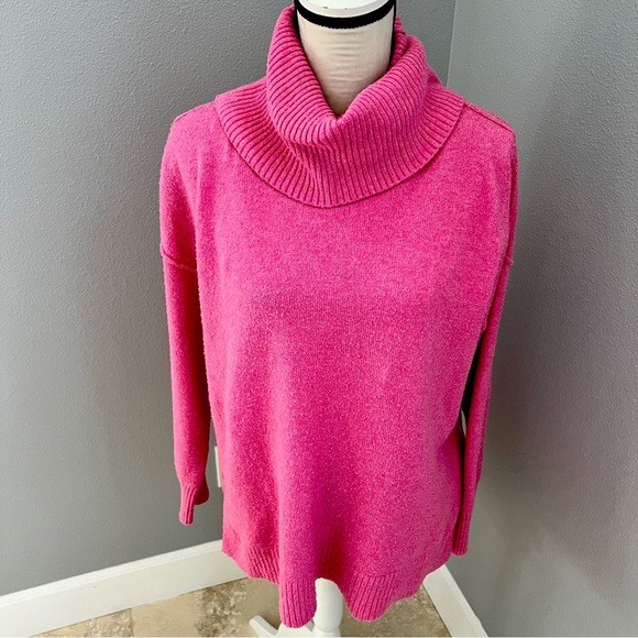 Women’s oversized turtleneck sweater in bright Barbie pink - Picture 1 of 8
